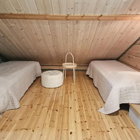 Ylaehonka - 6 Hloe, Honkaranta *